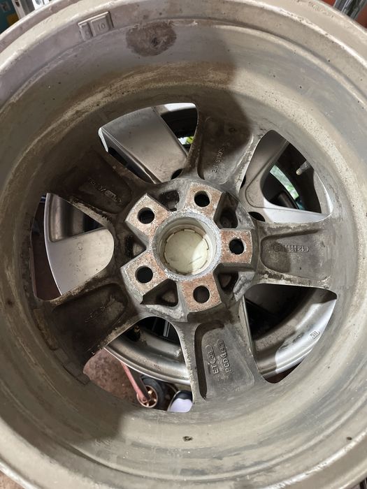 Mitsubishi outlander диски 16 б/у по штучно