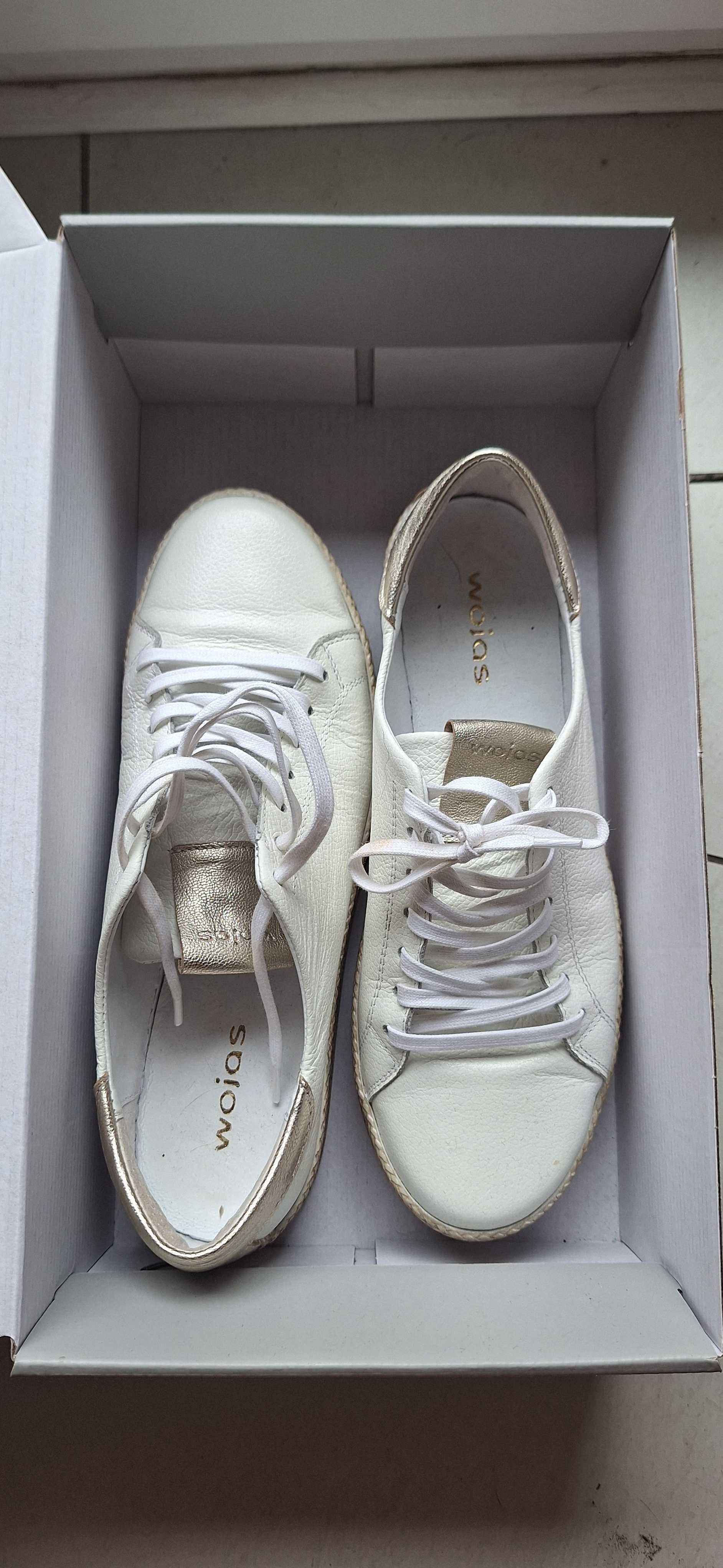 Buty skórzane Wojas