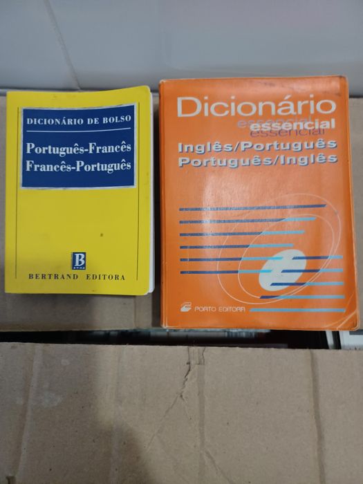 Dicionários vários