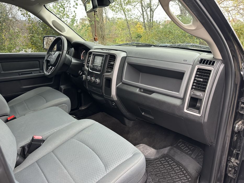 Продам легковой пикап 6 мест DODGE RAM 1500 в идеальном состоянии