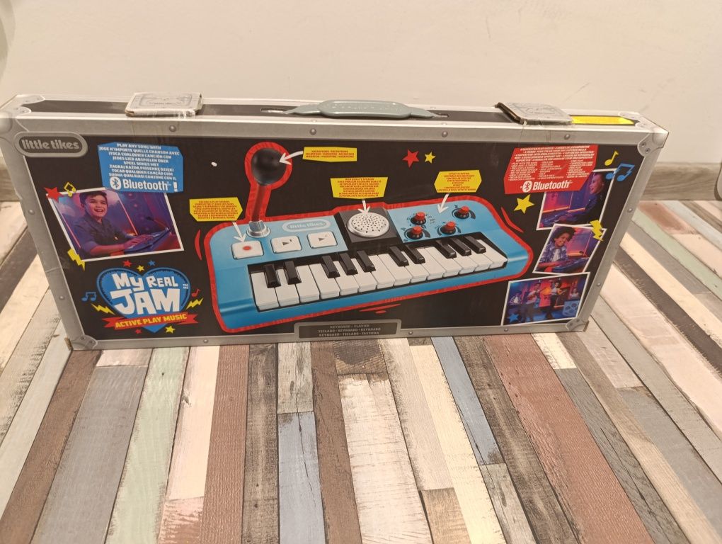 Pianino Little Tikes keyboard dla dzieci mikrofon Bluetooth