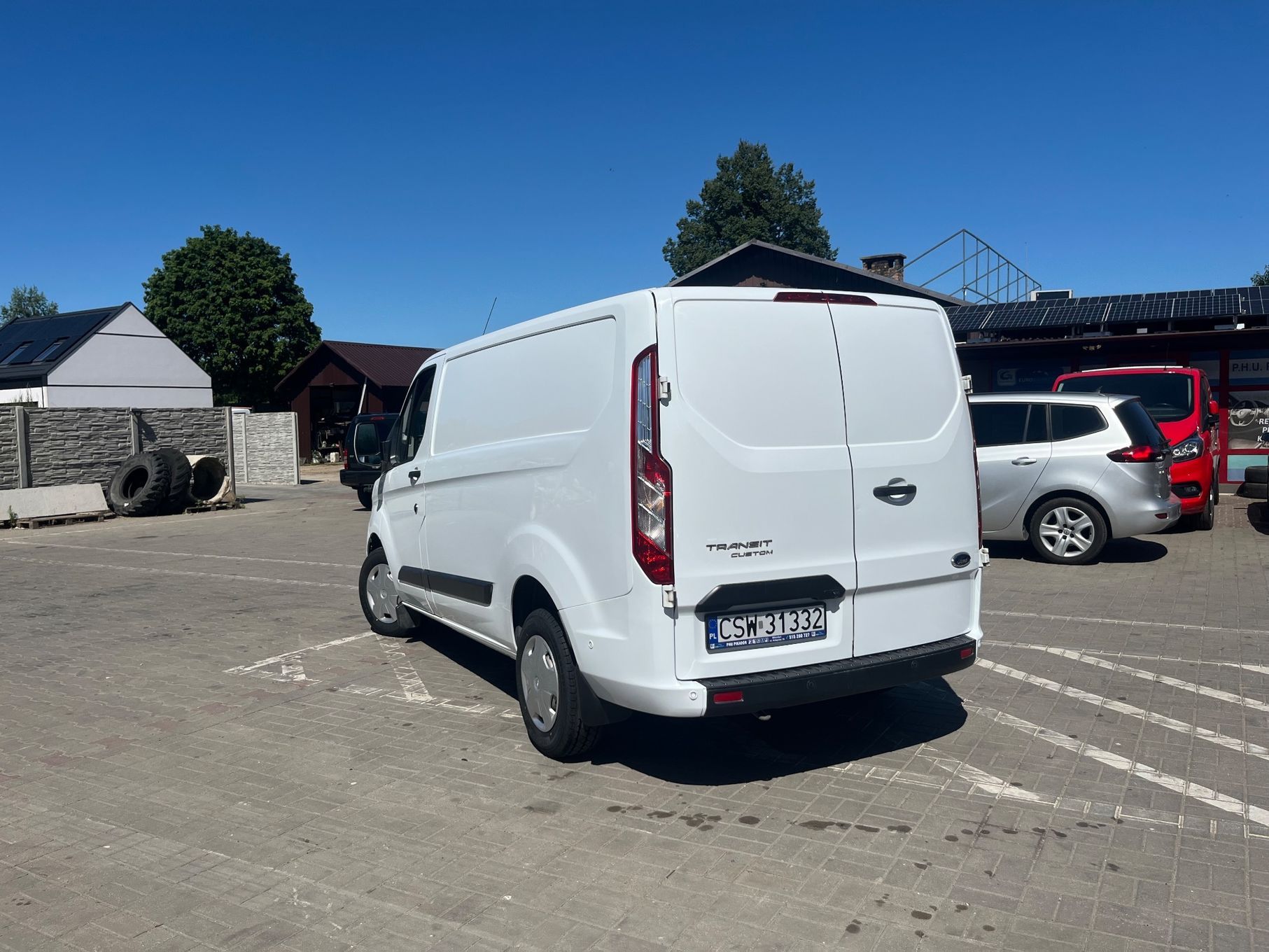 Ford Transit Custom Ford Transit Custom L1H1 Po remoncie 23% VAT