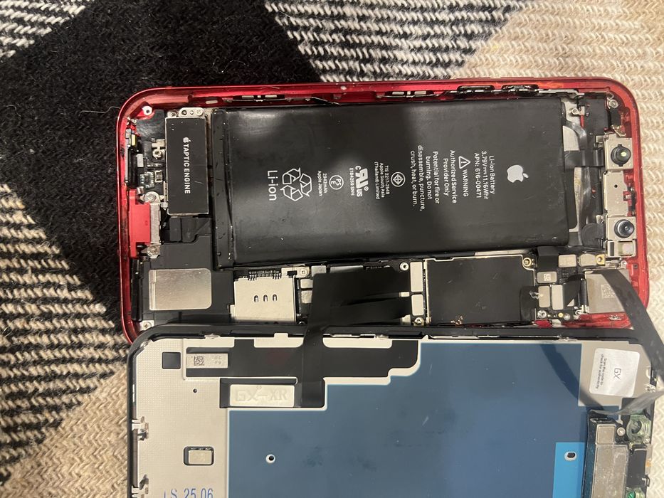 Iphone xr на запчастини