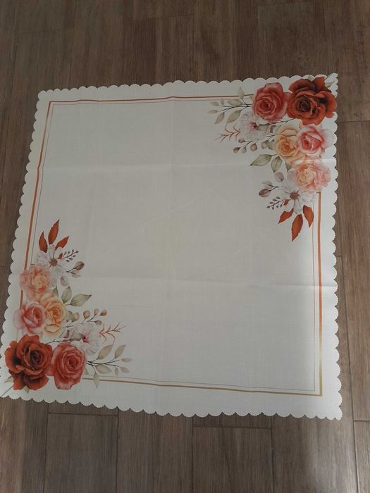 Serweta w kwiaty Nowa