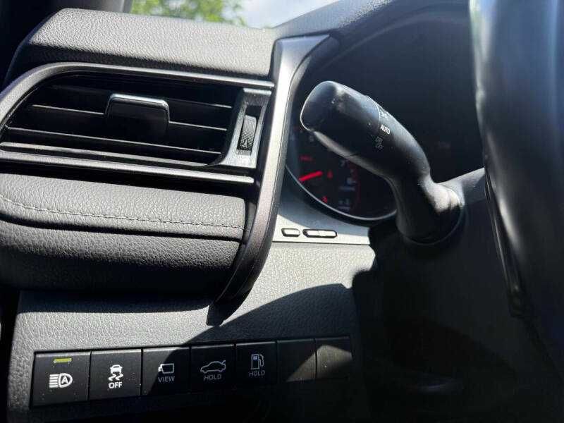 Toyota Camry 3.5 V6 XSE 2021 року