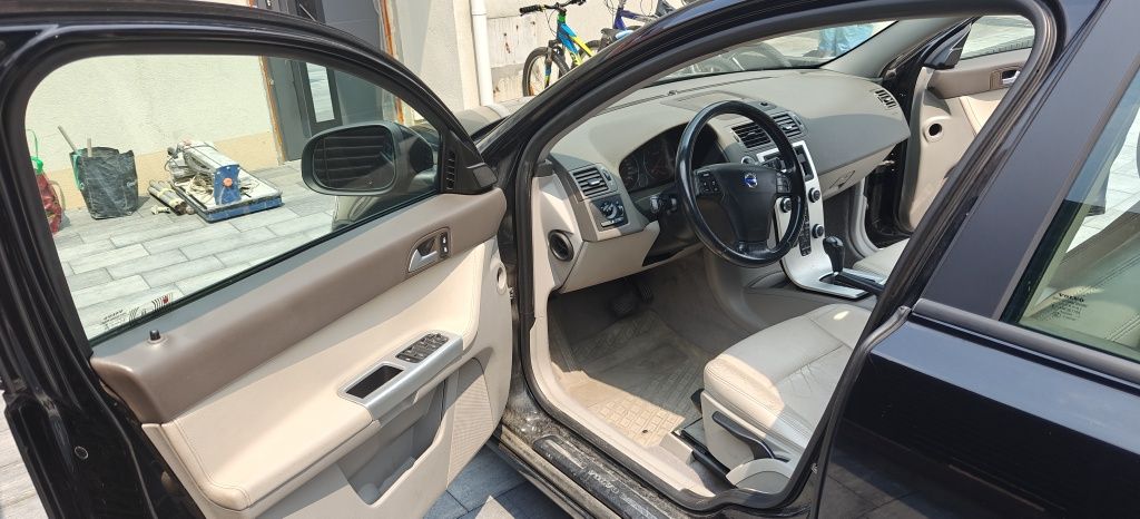 Volvo V50 D3 automat 2.0 TDI 2011