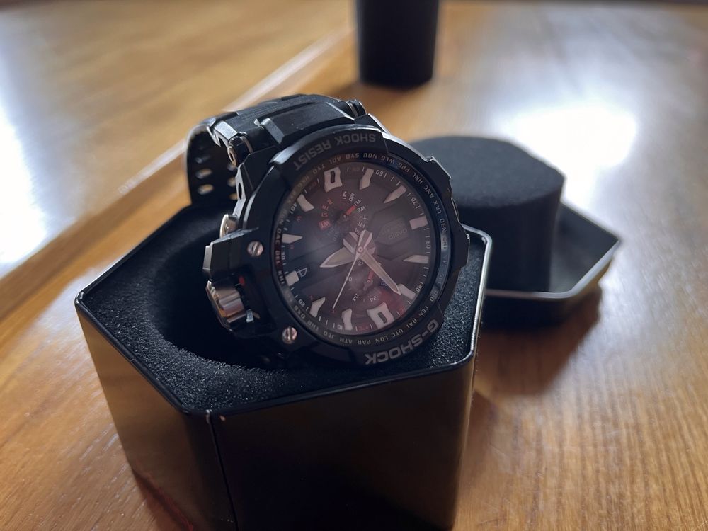 Часы Casio G-Shock Graviti серия для пилотов.
