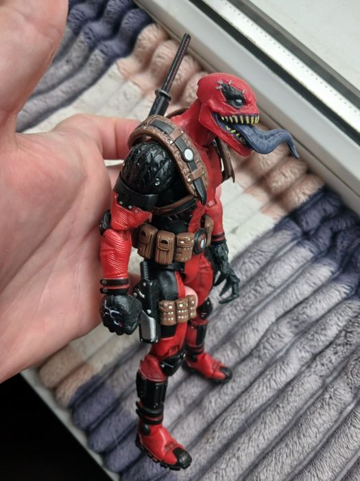 Deadpool Venom фігурка Марвел