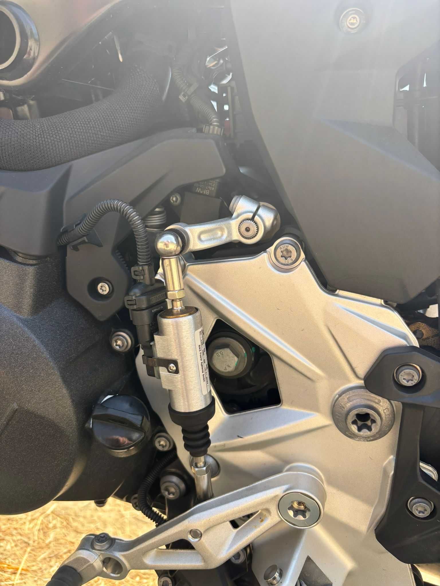 BMW F 800 GS 2024 - Full Extras | Apenas 2.500 km | Como Nova