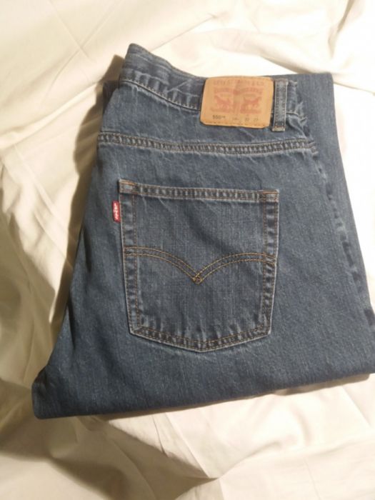 Джинсы Levis подросткрвые, для полненького