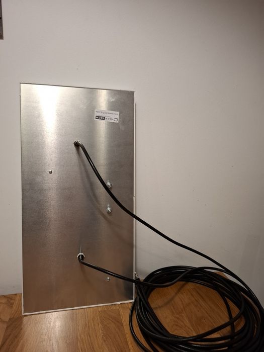 Antena dualna LTE/4G 15dBi Cybertech, nieużywana, jak nowa