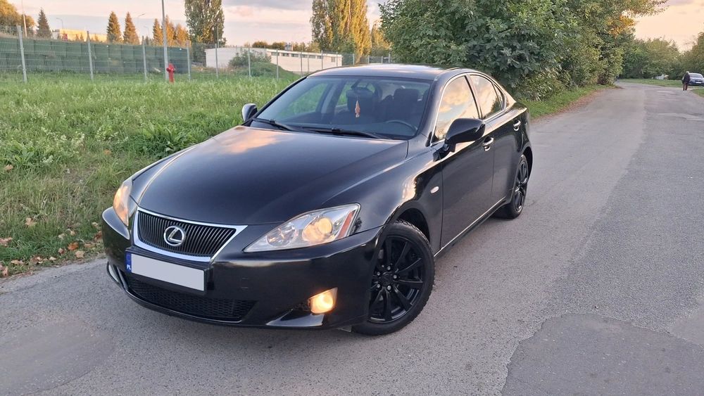 Lexus IS SUPER STAN / Zarejestrowany / 200KM / Diesel / Sedan / Manual / Alumy