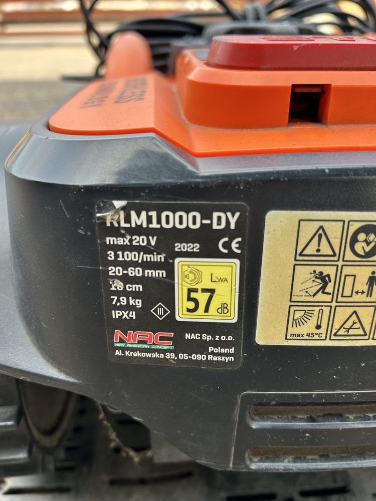 Robot koszący RML 1000