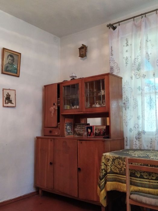Хмільник. Зозулинці. Цегляний будинок.