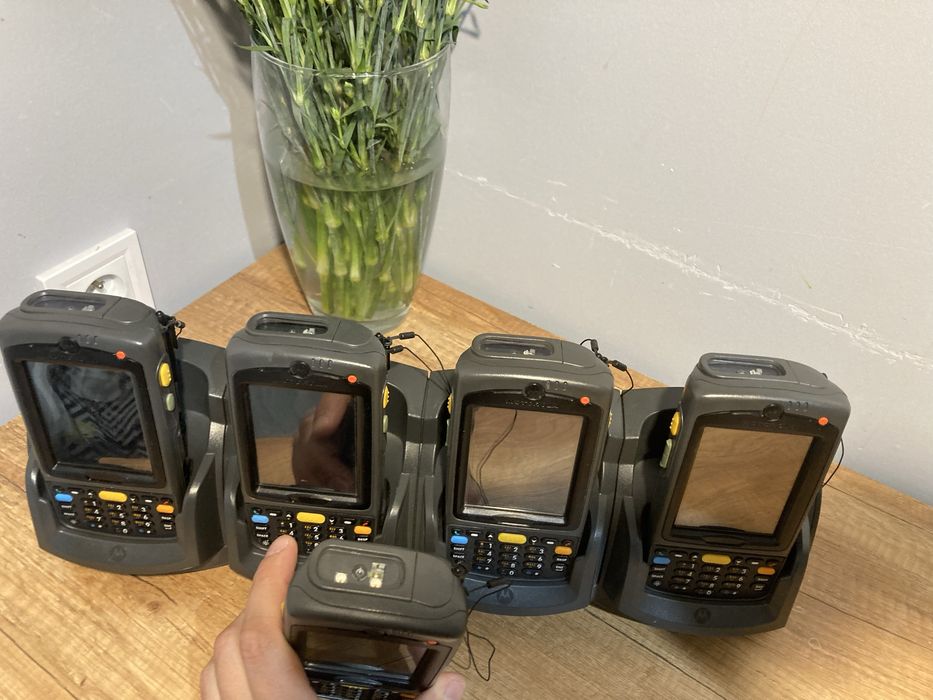 Kolektory / terminaly motorola mc75a0