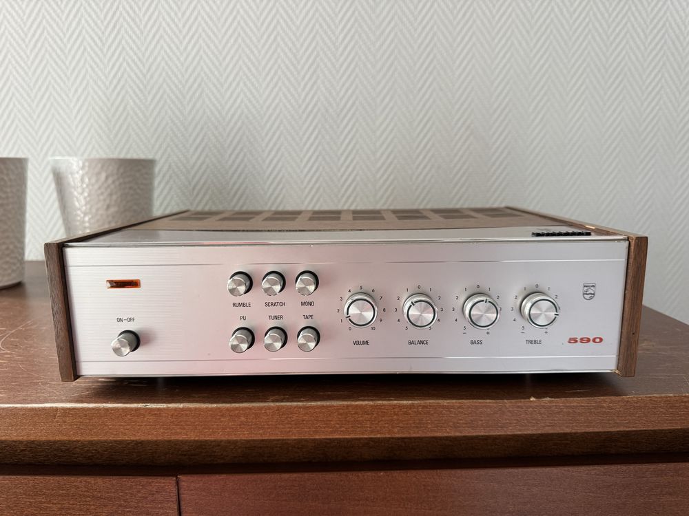 Wzmacniacz  Philips 22rh590