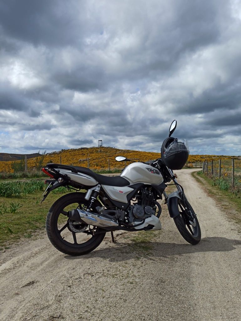 Keeway RKS 125 - Ano 2019