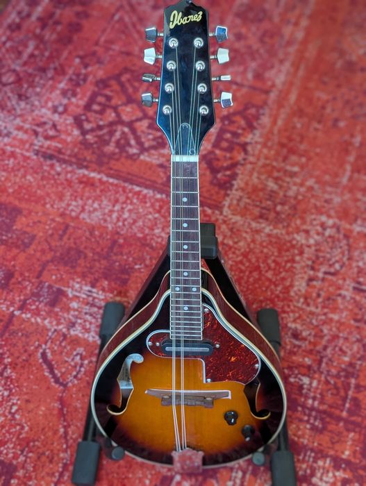 Bandolim IBANEZ M510E BS com pickup - NUNCA USADO.