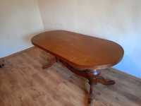 Stół drewniany z krzeslami