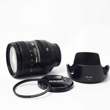 Об'єктив Nikon 16-85mm f/3.5-5.6G ED AF-S DX VR Nikkor