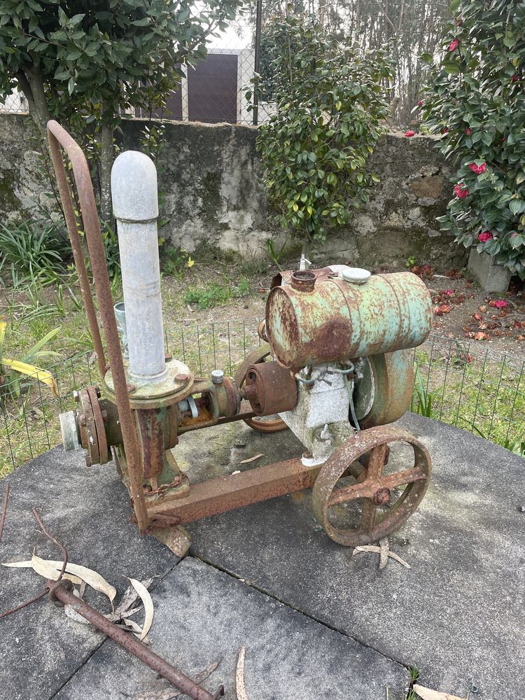 Motor de rega antigo