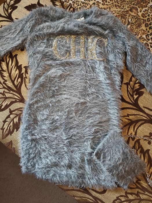 Светр, туніка 140 дівчинка