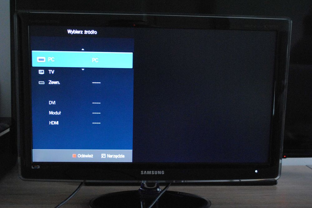 Monitor z tunerem TV Samsung XL2370HD stan IDEALNY
