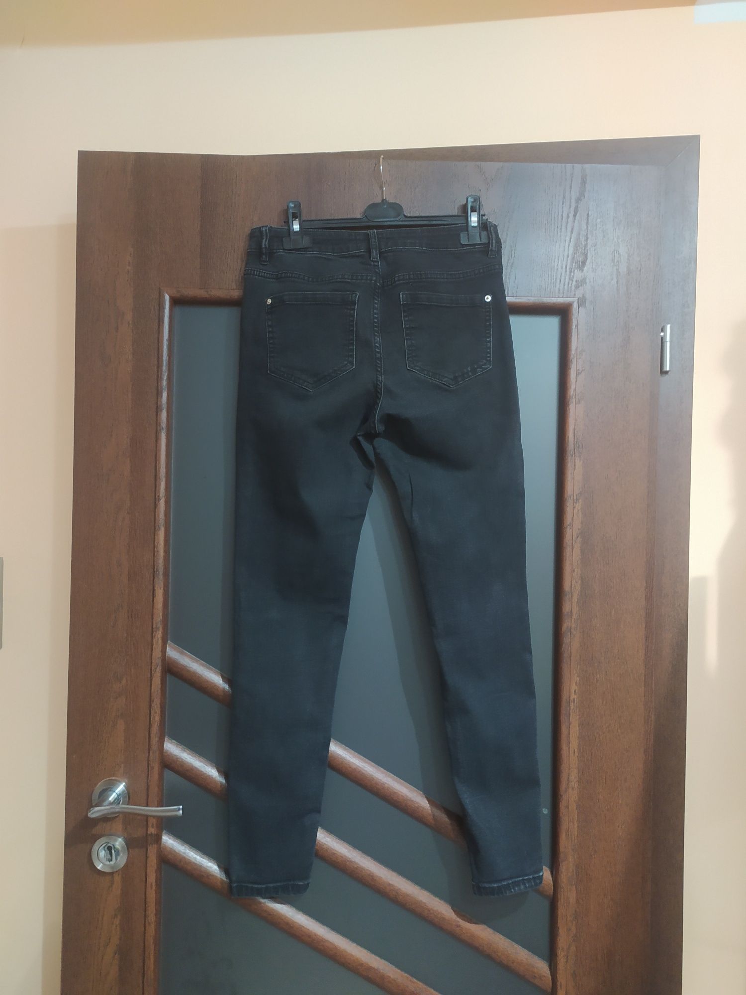 Spodnie jeansy dżinsy bawełniane elastyczne rozmiar 38 M Skinny Sinsay