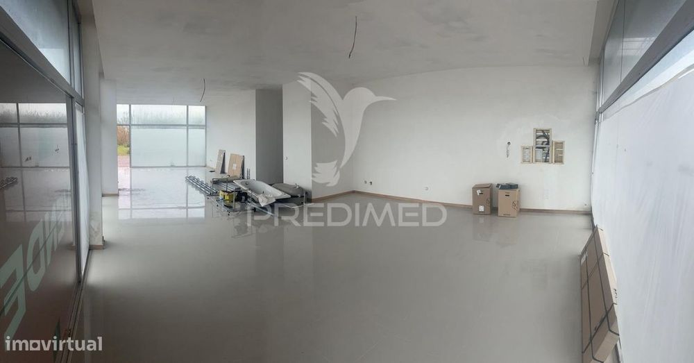 Loja com Potencial para Conversão em Apartamento T0