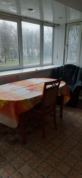 Сдам 2х к.кв, ул.красная 20а,2й этаж  5ти эт.дома