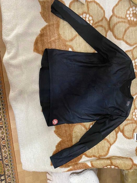 Велофутболка на мембране Gore Windstopper XL