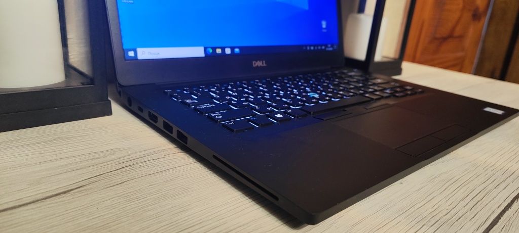Ультрабук Сенсорний Dell i5-8го/Nvme 256Gb/ОЗУ 8Gb/UHD 620-2Gb