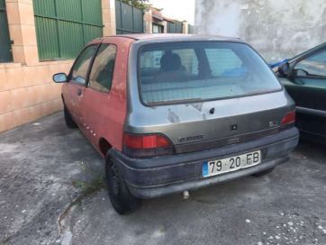 Para peças RENAULT CLIO 1.4 cilindrada carro e trabalhar completo troc