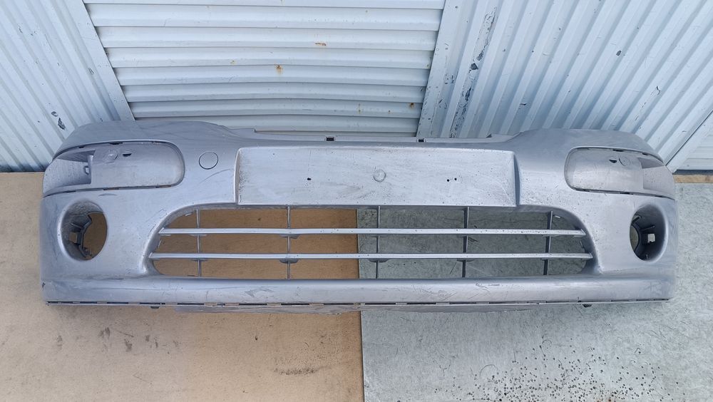 Vendo parachoque de frente citroen C3 ano 2002/05