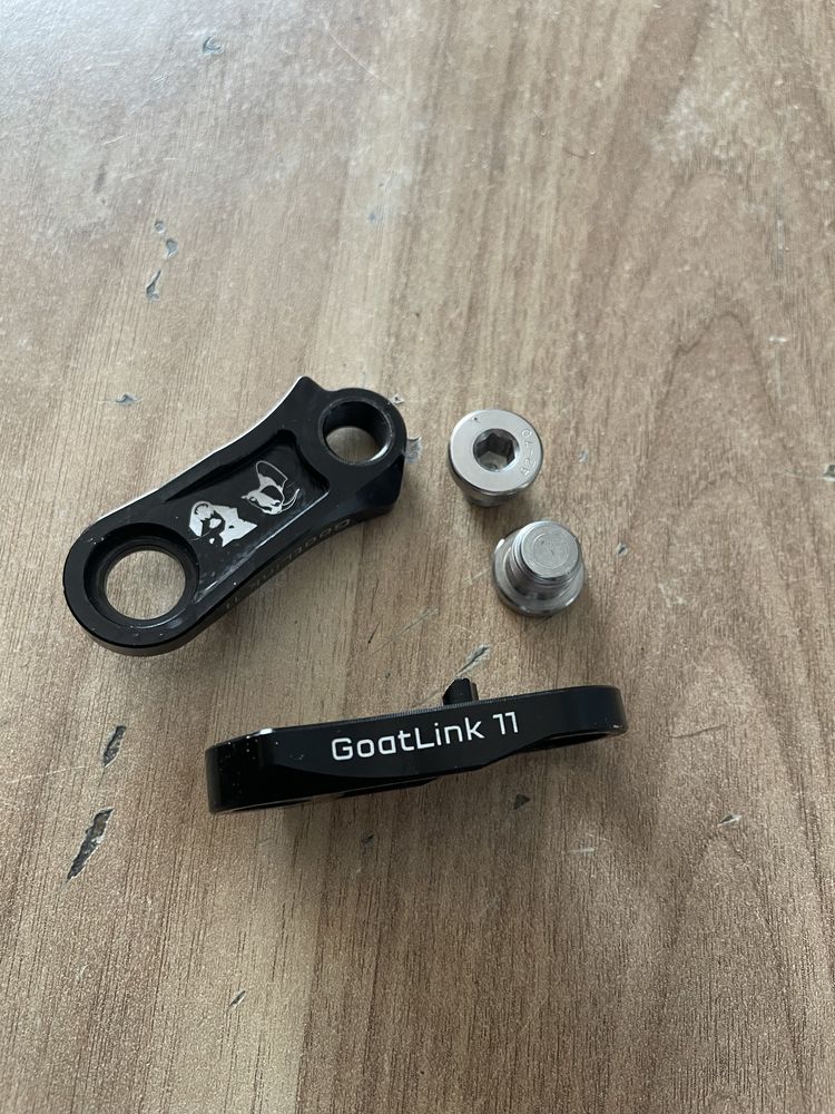 Wolf Tooth Components GoatLink 11