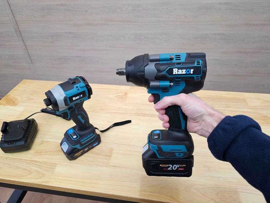 Потужний Набір Гайковерт + Гвинтоверт Razor З Акумуляторами 1,5 ,4.0Ah