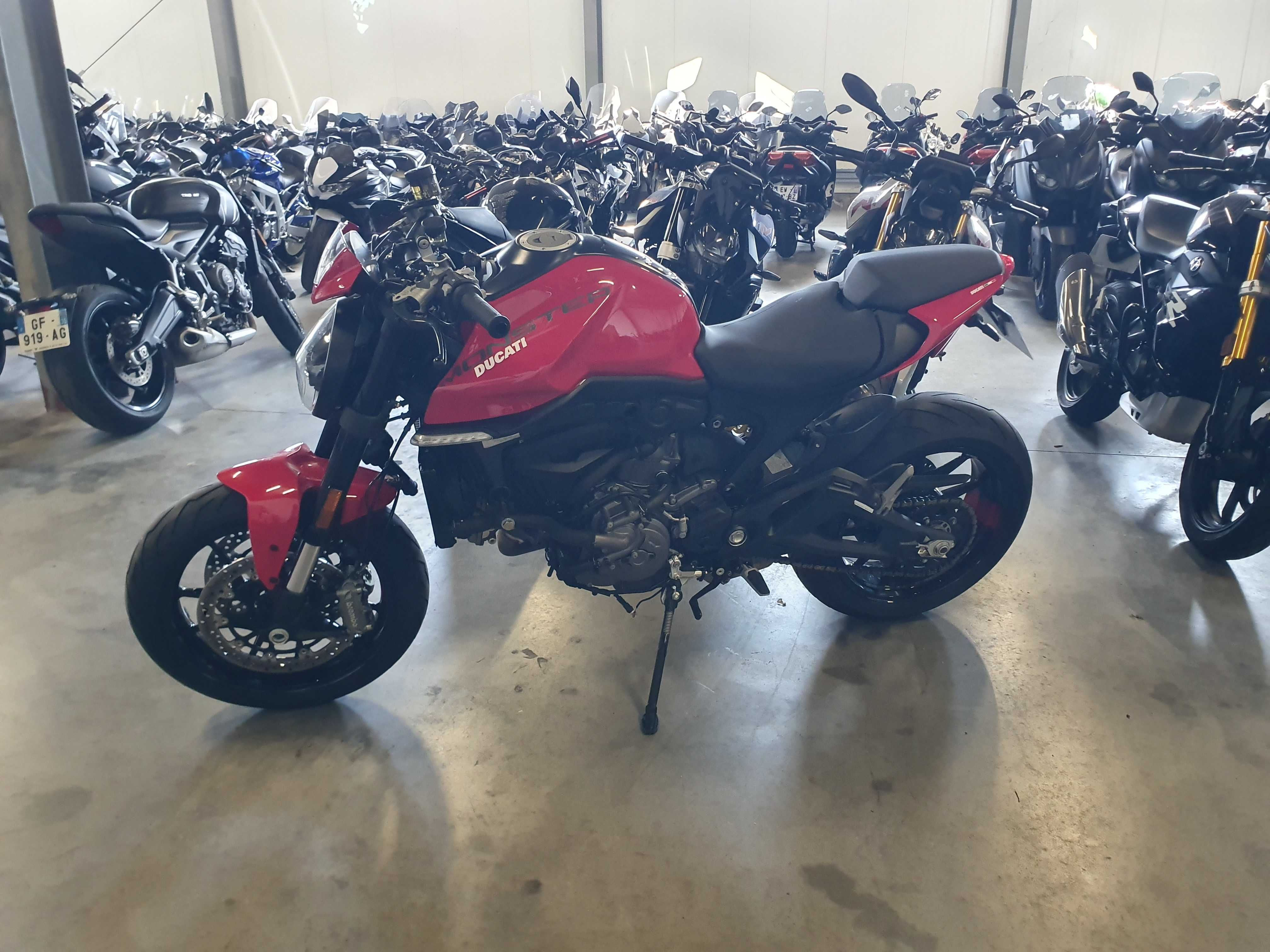 DUCATI 937 Monster 2021