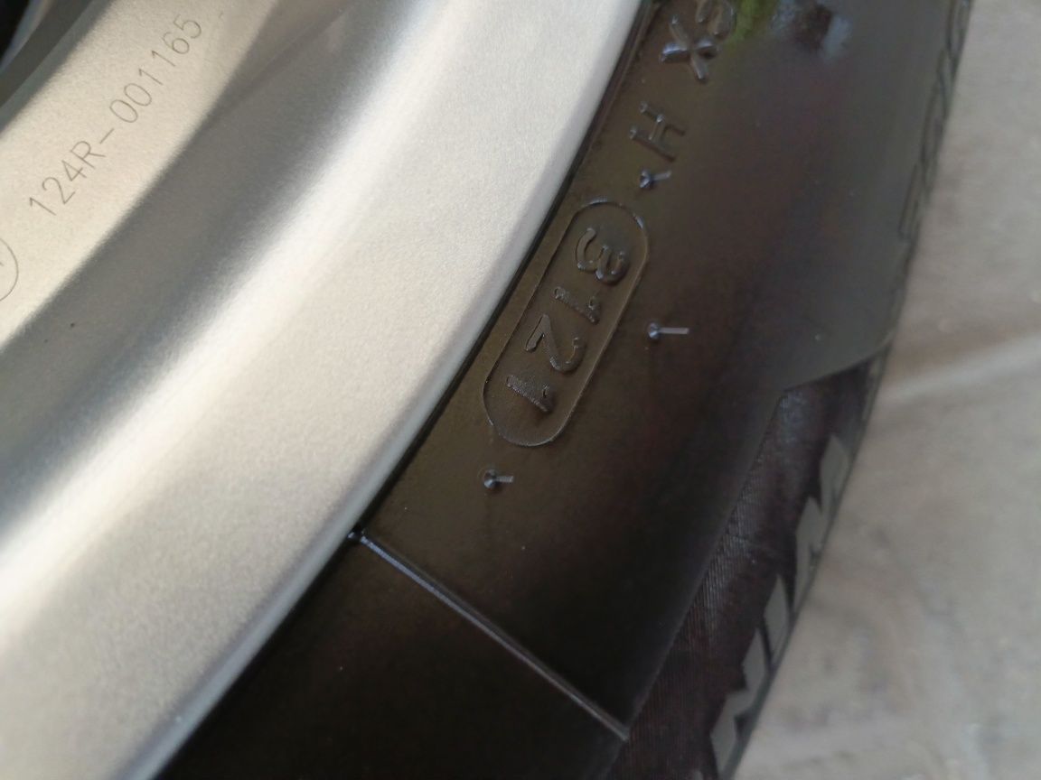 Koła aluminiowe zimowe kia Hyundai 215/70/16 5x114,3