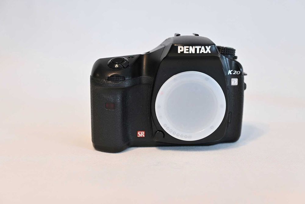 APARAT Lustrzanka cyfrowa PENTAX k20d + OBIEKTYW + GRRIP