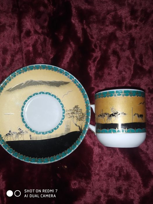 Сервиз чайный и кофейный есть в китайском стиле