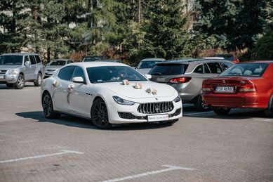 Auto do ślubu oraz na inne okazje - Maserati Ghibli