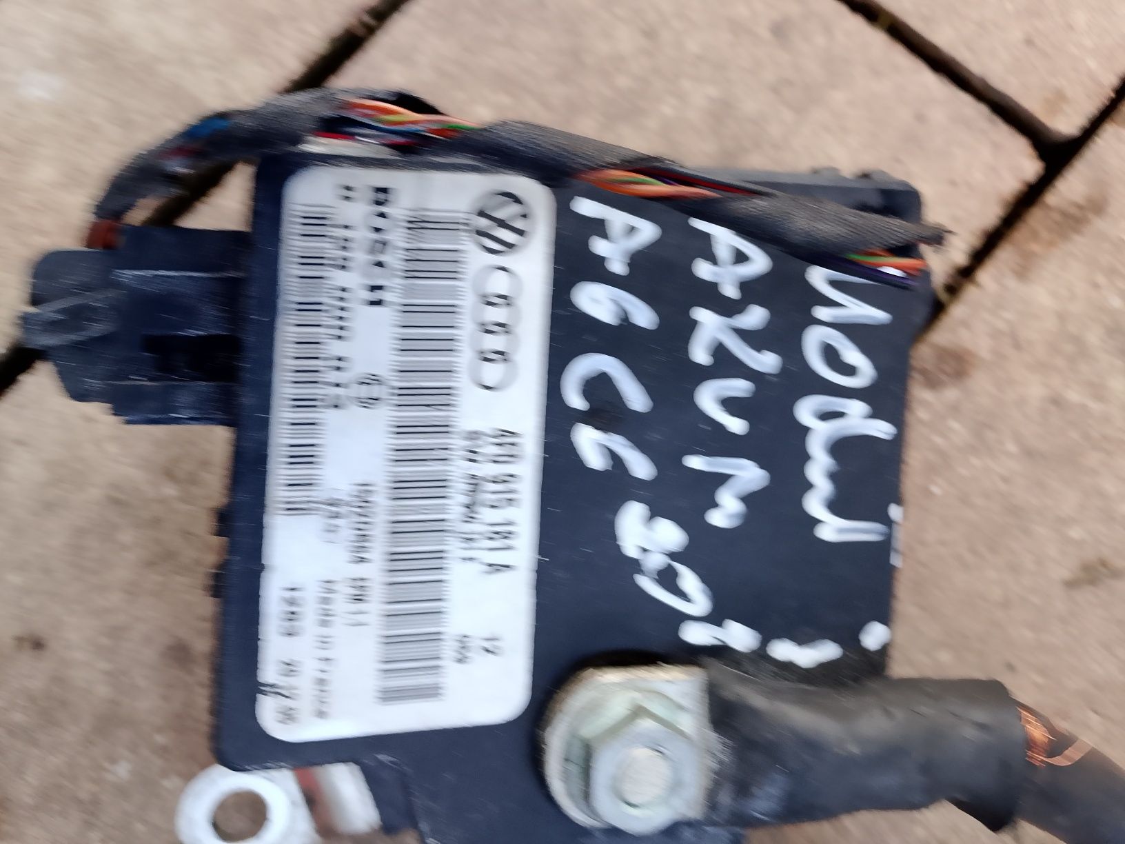 Moduł sterownik akumulatora Audi A6 C6, 4F0915.181A