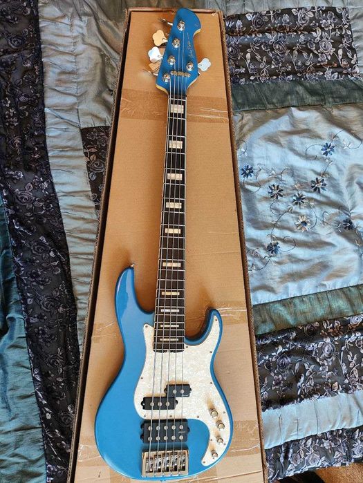 Продам бас-гитару Harley Benton Enhanced MP-5EB