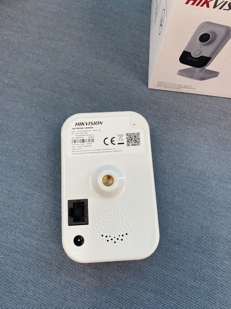 4МП Wi-Fi IP камера Hikvision DS-2CD2443G2-IW(W) (2.8 мм)