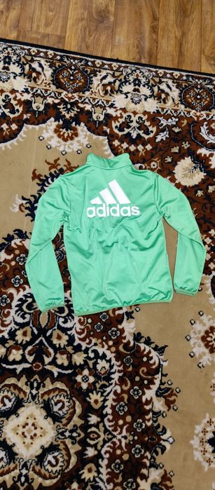 Кофта Adidas зелена