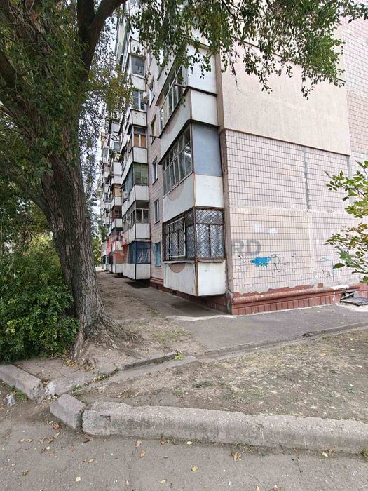 Продаж 1 к кв у Шевченківському рні. Вул.Виробнича,13А. Середн пов.