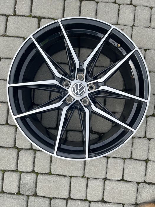 Alufelgi 5x112 20 cali Vw Touareg Audi S6 A8 Q5 Q7 Q8 Mercedes Skoda