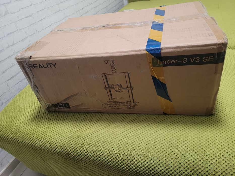 Продам новый 3д принтер creality ender 3 v3 se