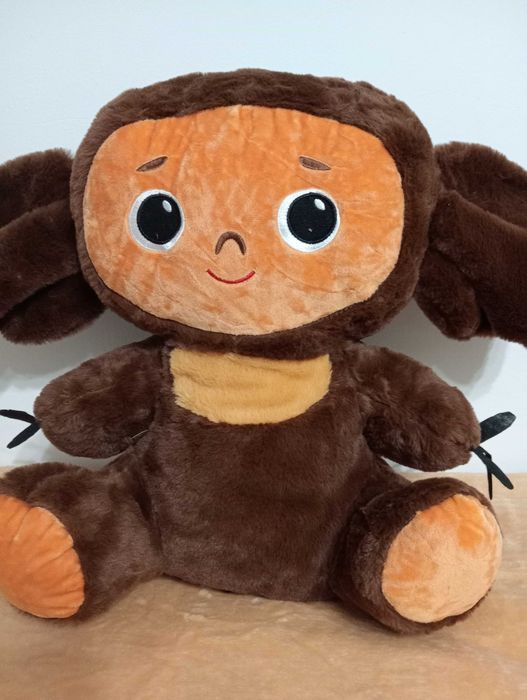 Małpka Cheburashka przytulanka z ukrytym kocykiem 160/100cm.