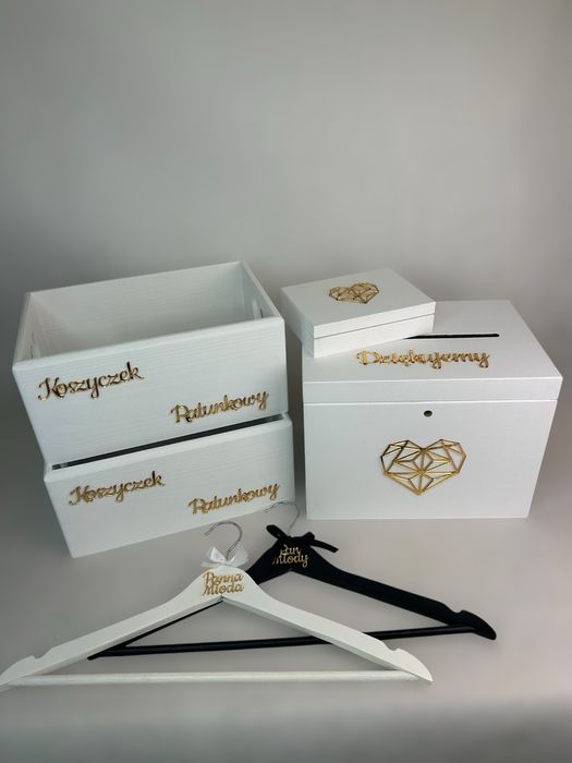 Pudełko na koperty, obrączki, wieszaki, koszyki ratunkowe